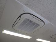 事務所　エアコン取替